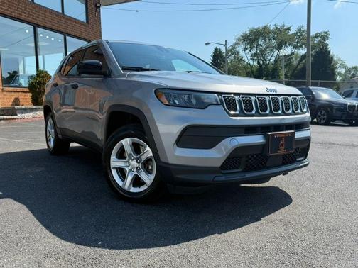 Billet Silver Metallic Clearcoat 2023 Jeep Compass Sport