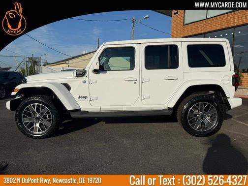 Bright White Clearcoat 2024 Jeep Wrangler 4xe High Altitude