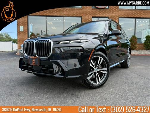 Black Sapphire Metallic 2023 BMW X7 xDrive40i