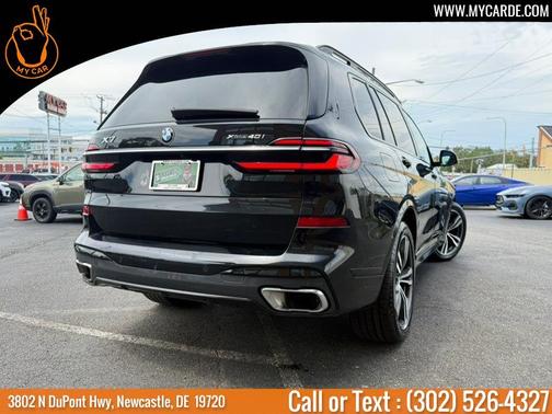 Black Sapphire Metallic 2023 BMW X7 xDrive40i