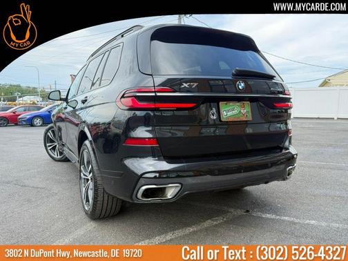 Black Sapphire Metallic 2023 BMW X7 xDrive40i