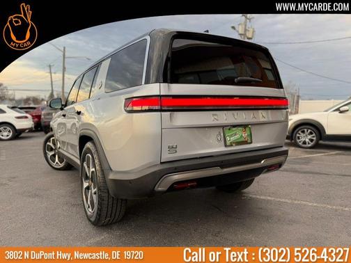 2024 Rivian R1S Adventure