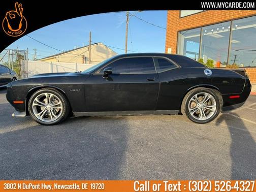 Pitch Black Clearcoat 2020 Dodge Challenger R/T
