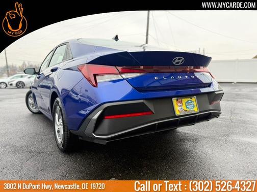 2024 Hyundai ELANTRA SE