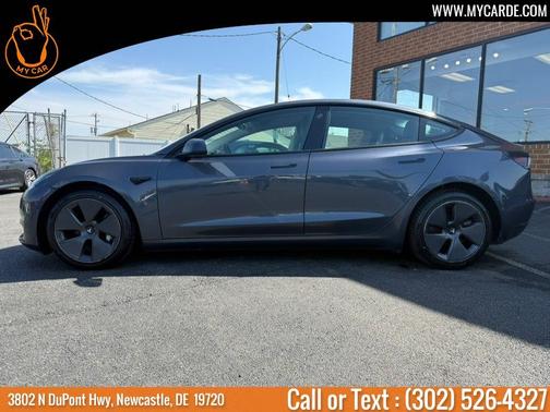 Gray 2022 Tesla Model 3 Base