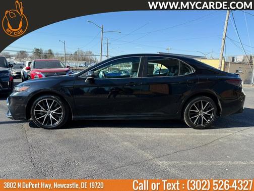 2021 Toyota Camry SE