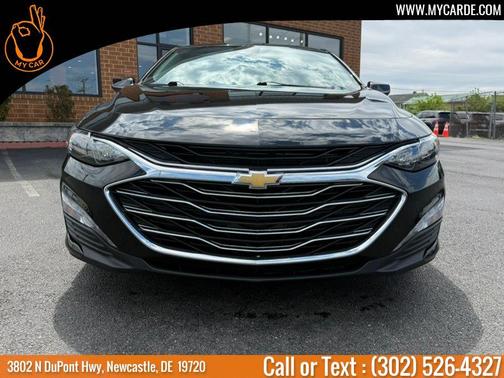 Mosaic Black Metallic 2025 Chevrolet Malibu LT