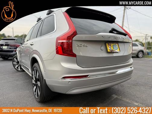 2023 Volvo XC90 Recharge Plug-In Hybrid T8 Ultimate Bright Theme 7-Seater