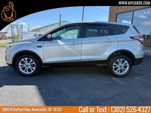 White Gold Metallic 2017 Ford Escape SE