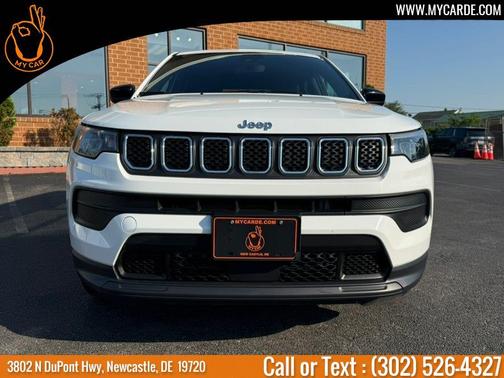 Bright White Clearcoat 2023 Jeep Compass Sport