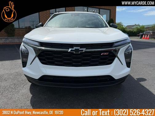 Summit White 2025 Chevrolet Trax 2RS