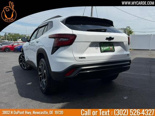 Summit White 2025 Chevrolet Trax 2RS