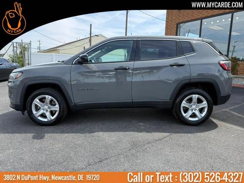 Sting Gray Clearcoat 2023 Jeep Compass Sport
