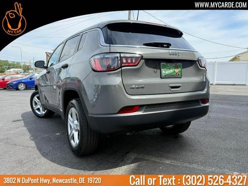 Sting Gray Clearcoat 2023 Jeep Compass Sport