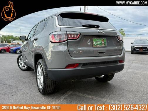 Sting Gray Clearcoat 2023 Jeep Compass Sport