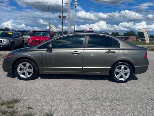Pewter 2008 Honda Civic EX