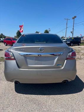 Saharan Stone Metallic 2014 Nissan Altima 2.5 SV