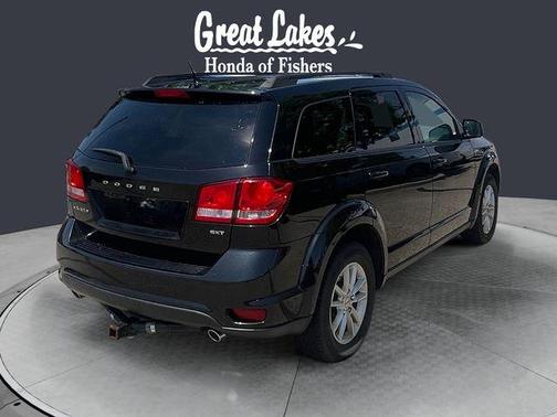 Brilliant Black Crystal Pearlcoat 2013 Dodge Journey SXT