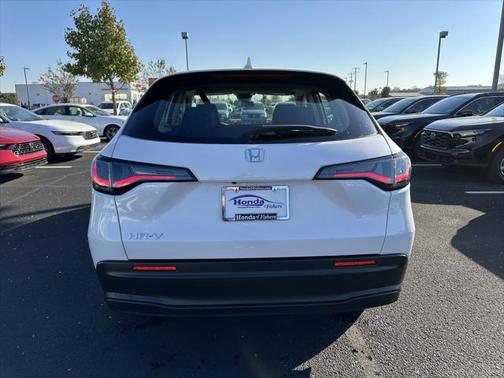 2025 Honda HR-V LX