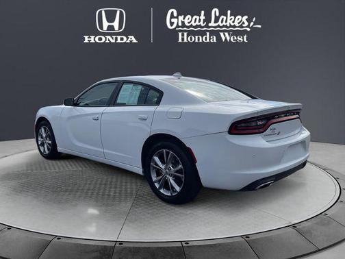 White Knuckle Clearcoat 2022 Dodge Charger SXT