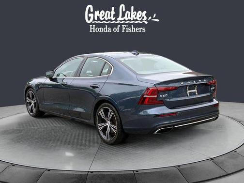 Denim Blue Metallic 2019 Volvo S60 Hybrid T5