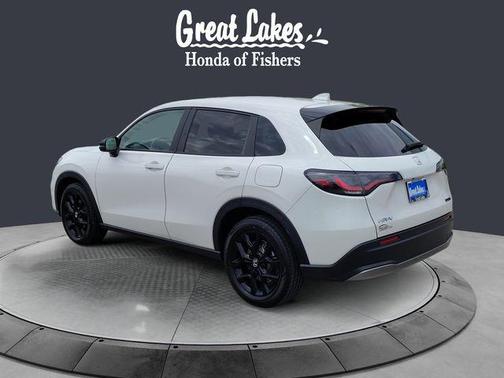 Platinum White Pearl 2024 Honda HR-V AWD Sport