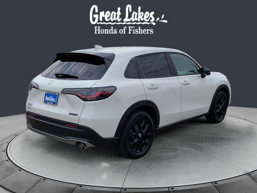 Platinum White Pearl 2024 Honda HR-V AWD Sport