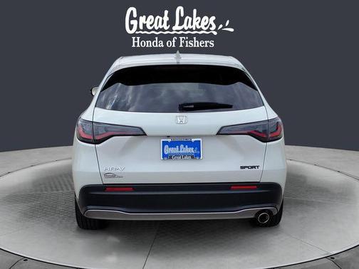 Platinum White Pearl 2024 Honda HR-V AWD Sport