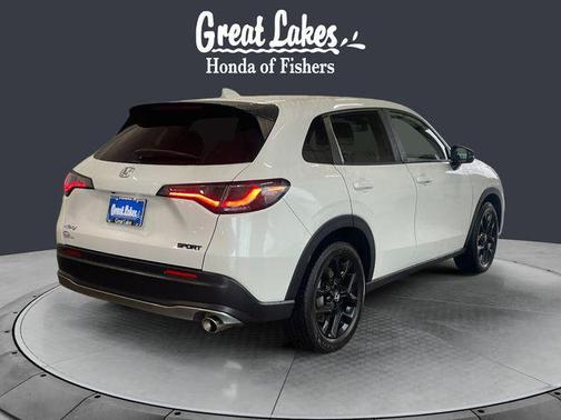 Platinum White Pearl 2024 Honda HR-V AWD Sport