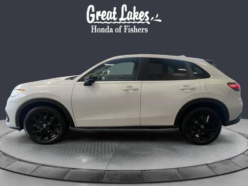 Platinum White Pearl 2024 Honda HR-V AWD Sport