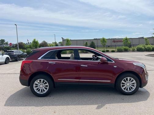 2017 Cadillac XT5 Base