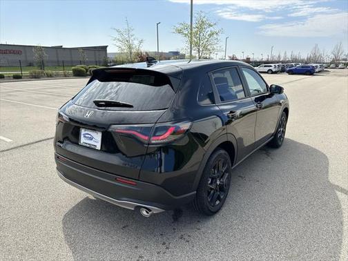 2025 Honda HR-V 2WD Sport
