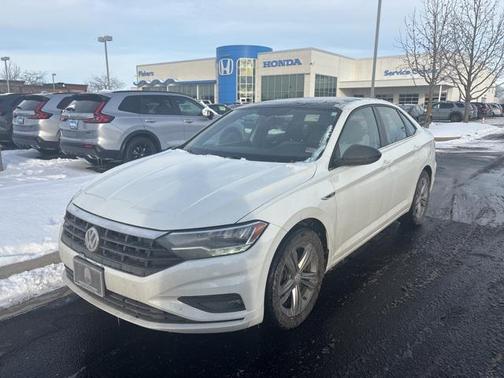2019 Volkswagen Jetta 1.4T R-Line