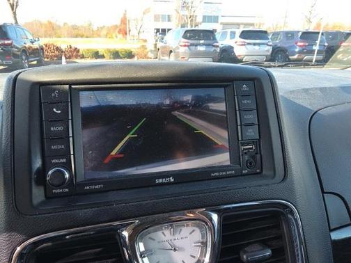 2015 Chrysler Town & Country Touring