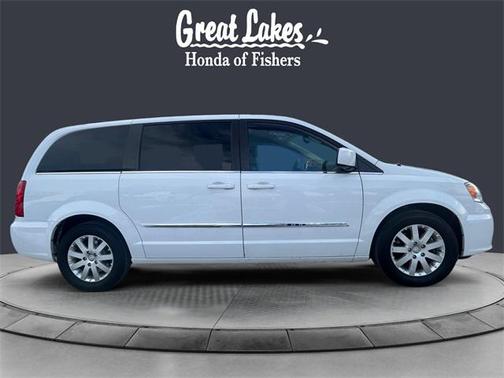 2015 Chrysler Town & Country Touring