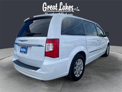 2015 Chrysler Town & Country Touring