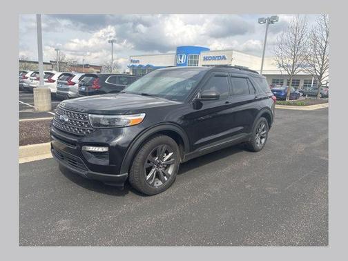 AGATE BLACK METALLIC 2021 Ford Explorer XLT