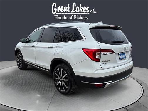 2022 Honda Pilot Touring 8-Passenger