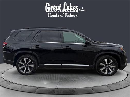 2025 Honda Pilot Touring 8-Passenger