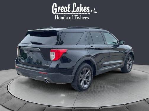 Black Metallic 2022 Ford Explorer XLT