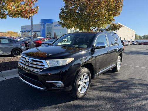 2013 Toyota Highlander SE