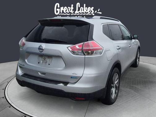 Brilliant Silver 2014 Nissan Rogue SL