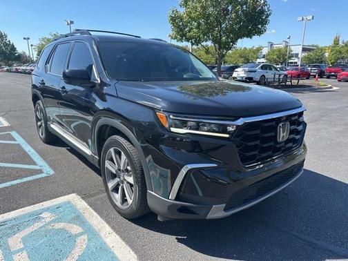2023 Honda Pilot AWD Elite