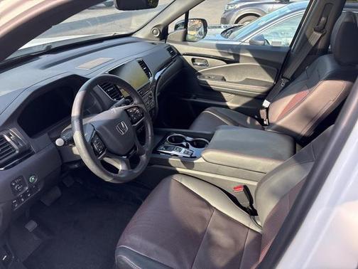 2025 Honda Ridgeline Black