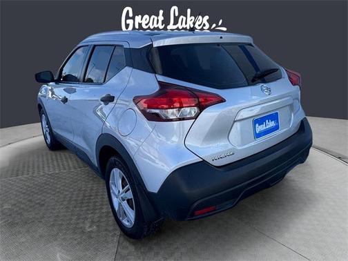 2019 Nissan Kicks S
