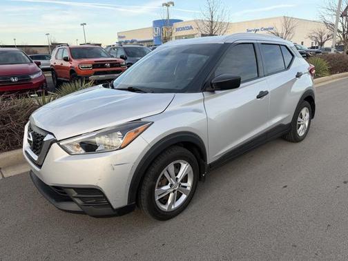 2019 Nissan Kicks S