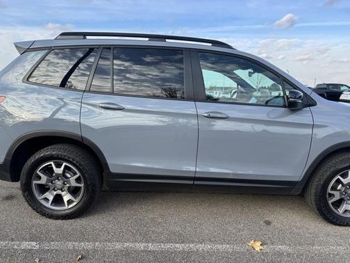 2023 Honda Passport AWD TrailSport