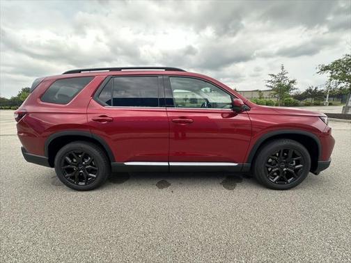 2025 Honda Pilot Touring 8-Passenger