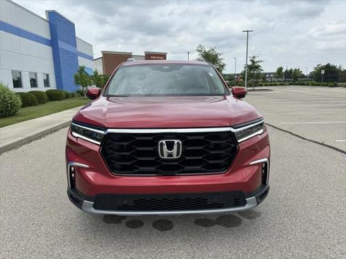 2025 Honda Pilot Touring 8-Passenger