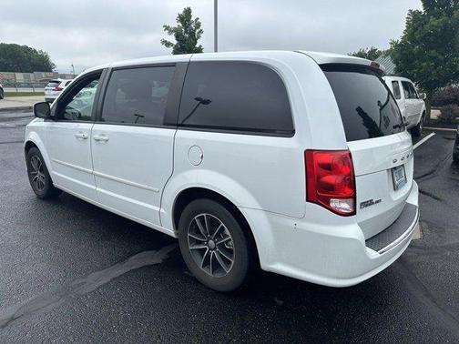 2016 Dodge Grand Caravan R/T